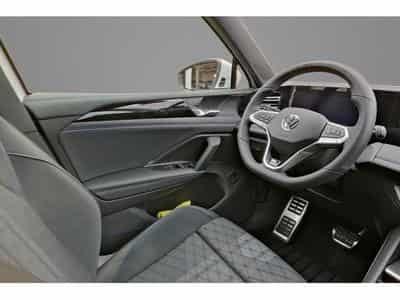 VW Tiguan 1.5 eTSI 150 DSG R-Line (2025) - Foto 8