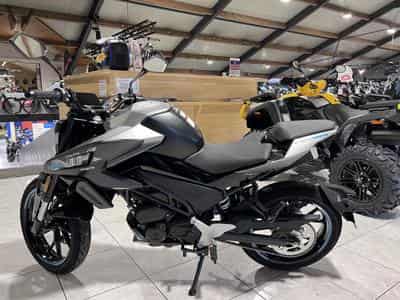 CF Moto 125 NK (2026) - Foto 4