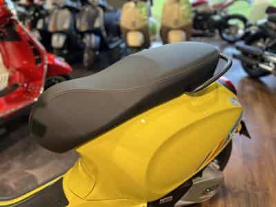 Vespa Primavera S Jaune (2026) - Foto 5