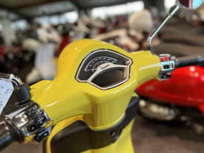 Vespa Primavera S Jaune (2026) - Foto 6