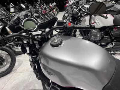 Moto Guzzi V7 CORSA (2026) - Foto 6