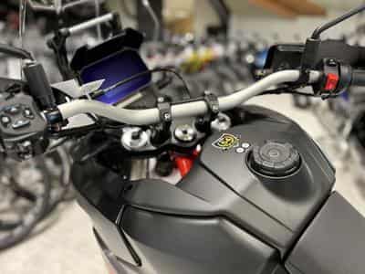 Aprilia Tuareg 660 ATREIDS BLACK disponible aussi en 35 KW (2024) - Foto 5