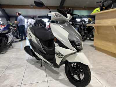 Suzuki Avenis 125 (2026) - Foto 6