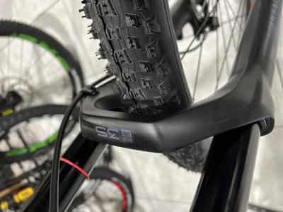 Fantic XTF 1.5 Carbon XL  720 Wh, 29''-29'', freins 2 pistons, 90 Nm (2026) - Foto 9