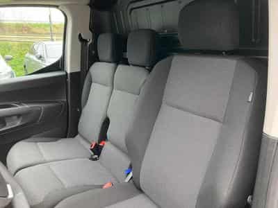 Peugeot Partner 1.5 BlueHDI 102 Confort L1H1 (2025) - Foto 11