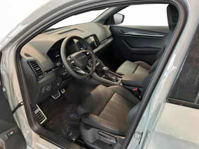 Skoda Karoq 2.0 TSi 190 DSG Sportline 4x4 (2025) - Foto 7