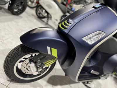 Vespa GTS 125 Bleu Matt (2026) - Foto 6