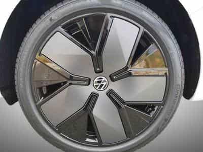 VW Passat 2.0 TDI 193 DSG 4 Motion R-Line (2026) - Foto 4