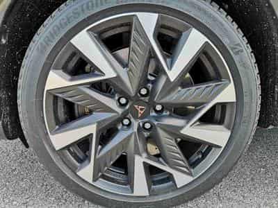 Cupra Formentor 2.0 TSi DSG 333 Facelift 4DRIVE (2025) - Foto 4