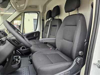 Fiat Ducato 2.2 Mjet 120 L2H1 (2025) - Foto 6