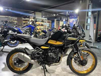 Royal Enfield Himalayan 450 Summit Black tubless (2026) - Foto 1