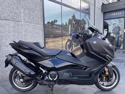 Yamaha T-Max TECHMAX (2026) - Photo 1
