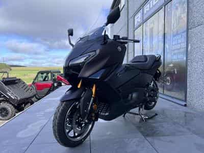 Yamaha T-Max TECHMAX (2026) - Photo 2