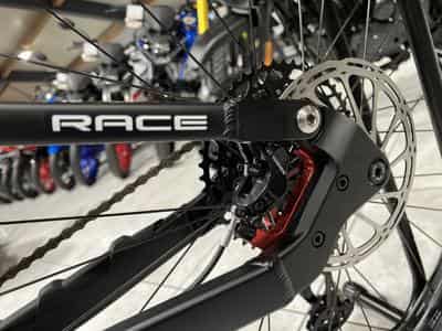 Fantic XTF 1.5 Race  L 630 Wh, 29''-29'', freins 2 pistons gris, 90 Nm (2026) - Photo 4