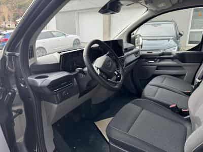 Ford Transit 2.0 ECOBLUE 170 BVA L2H1 Limitited (2025) - Photo 9