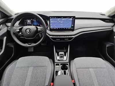 Skoda Octavia 1.5 TSi 150 DSG SELECTION (2025) - Photo 7