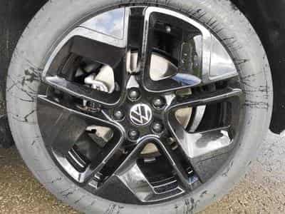 VW Passat 2.0 TDI 193 DSG 4 Motion R-Line (2026) - Photo 4