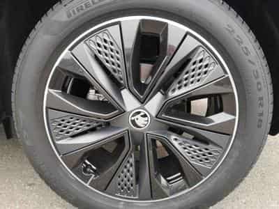 Skoda Karoq 2.0 TdI 150 DSG SPORTLINE 4X4 (2025) - Photo 4