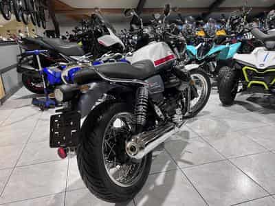Moto Guzzi V7 SPECIAL (2025) - Photo 2