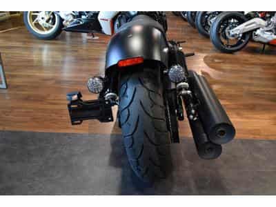 Indian Chief Dark Horse Black Smoke (2026) - Foto 3