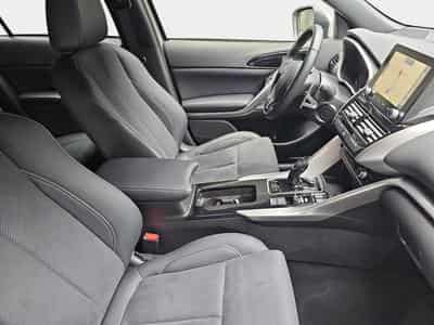 Mitsubishi Eclipse Cross 2.4 MIVEC PHEV CVT Select (2025) - Photo 14