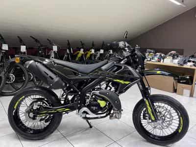 Rieju MRT 50 SM TROPHY (2026) - Photo 1