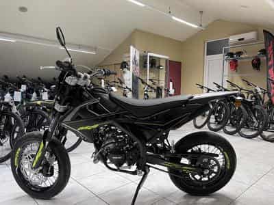 Rieju MRT 50 SM TROPHY (2026) - Photo 4