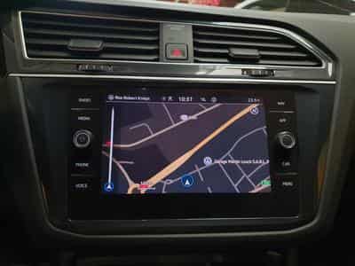 VW Tiguan 2.0TDI 150 LIFE (2021) - Photo 11