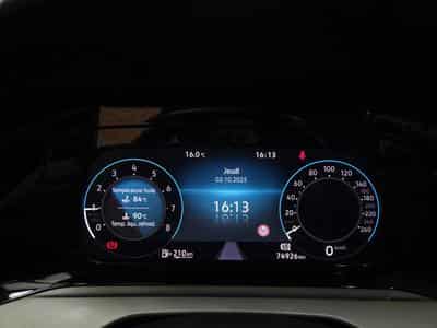 VW Golf 1.0TSI 110CV LIFE (2022) - Photo 13