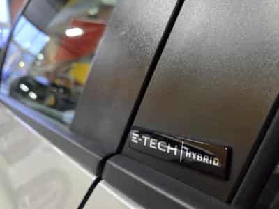Renault Clio V 1.6 E-TECH / HYBRID 140CV CORPORATE (2021) - Photo 5
