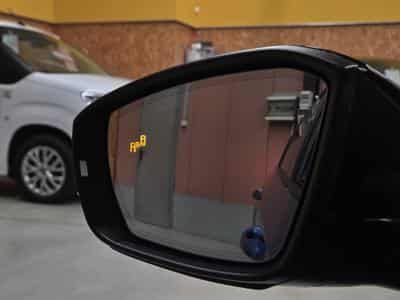 Skoda Octavia RS DSG 245CV (2019) - Photo 8