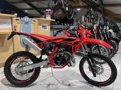 Beta R Enduro SPORT 2T (2026) - Photo 1