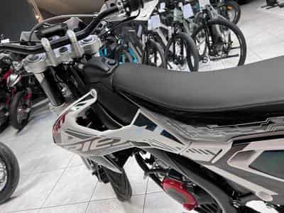 Rieju MRT 50 SM Trophy Mirage (2026) - Photo 6