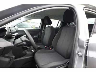 Peugeot 208 1.2 PureTech 101 Style (2025) - Photo 7