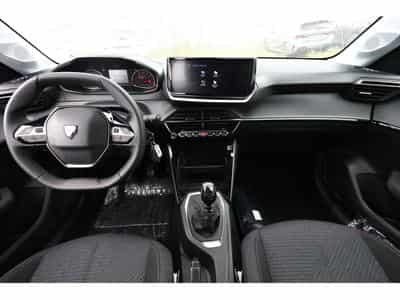 Peugeot 208 1.2 PureTech 101 Style (2025) - Photo 9