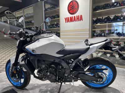 Yamaha MT09 (2025) - Photo 4