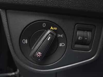 VW Polo 1.0 TRENDLINE 80CV (2020) - Photo 11