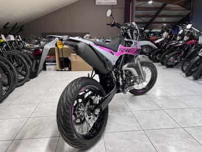 Rieju MRT 50 SM Grey (2026) - Photo 3