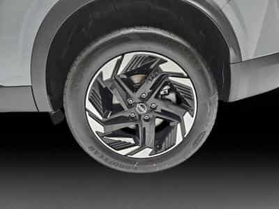 Nissan Qashqai 1.3 DIG-T MHEV 158 X-tronic N-Connecta (2024) - Photo 6