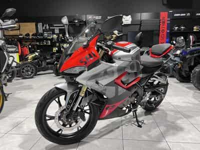 QJmotor SRK 125 R (2026) - Foto 2