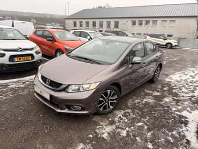 Honda Civic 1.8 140 VTEC Sedan (2016) - Photo 1