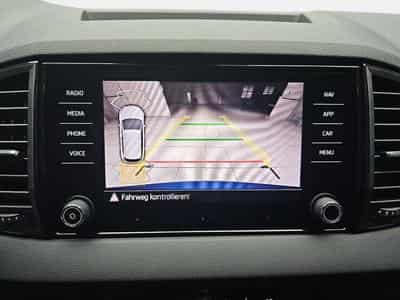 Skoda Karoq 1.5 TSi DSG 150 130 Anniversary (2026) - Photo 10