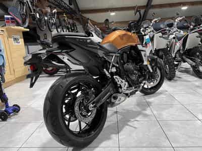Suzuki GSX-8T (2026) - Foto 3
