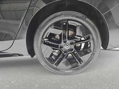 VW Passat 2.0 TDi DSG 150 R-Line (2025) - Photo 6