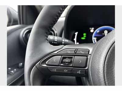 Toyota Yaris 1.5 VVT-i  116 Hybride Teamplayer (2025) - Photo 6