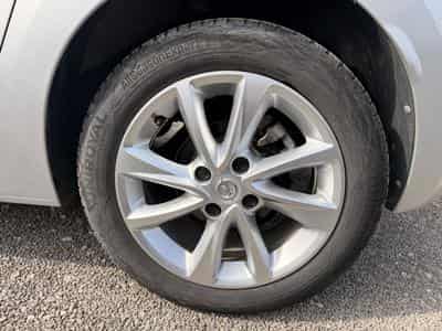 Opel Corsa 1.5 Turbo D Start/Stop MT6 102 (2023) - Photo 10