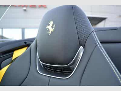 Ferrari Portofino 3.9 T V8 DCT (2022) - Photo 12