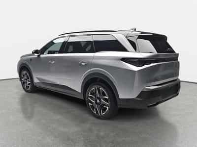 Peugeot 5008 1.2 PureTech 146 e-DSC6 GT (2025) - Photo 5