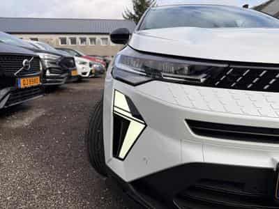 Renault Captur 1.3 Tce E-TECH 145 Hybrid Techno EDC (2026) - Photo 8