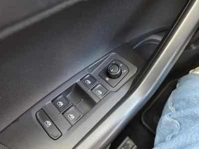 VW Polo 1.0 TRENDLINE 65CV (2018) - Foto 12